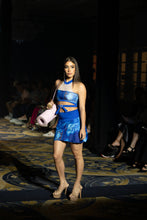 Load image into Gallery viewer, Falda deportiva azul “Isla brilla”
