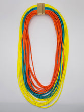 Load image into Gallery viewer, Collar con layers!!! Marrón y multicolor
